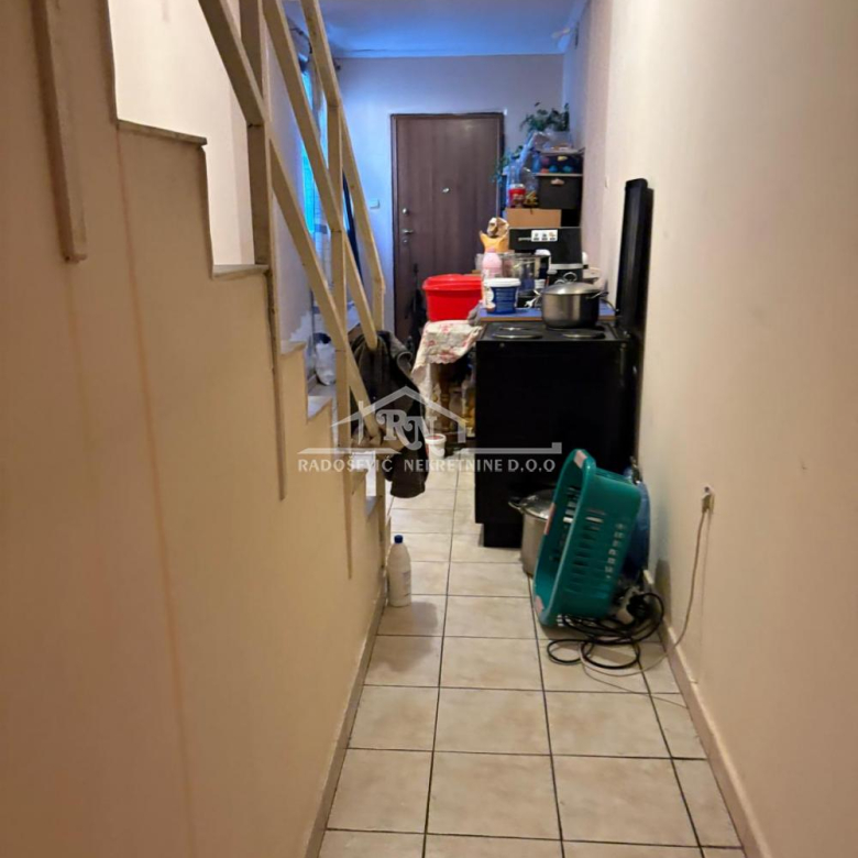 Stan Prodaja Beograd Petlovo Brdo 62 m2