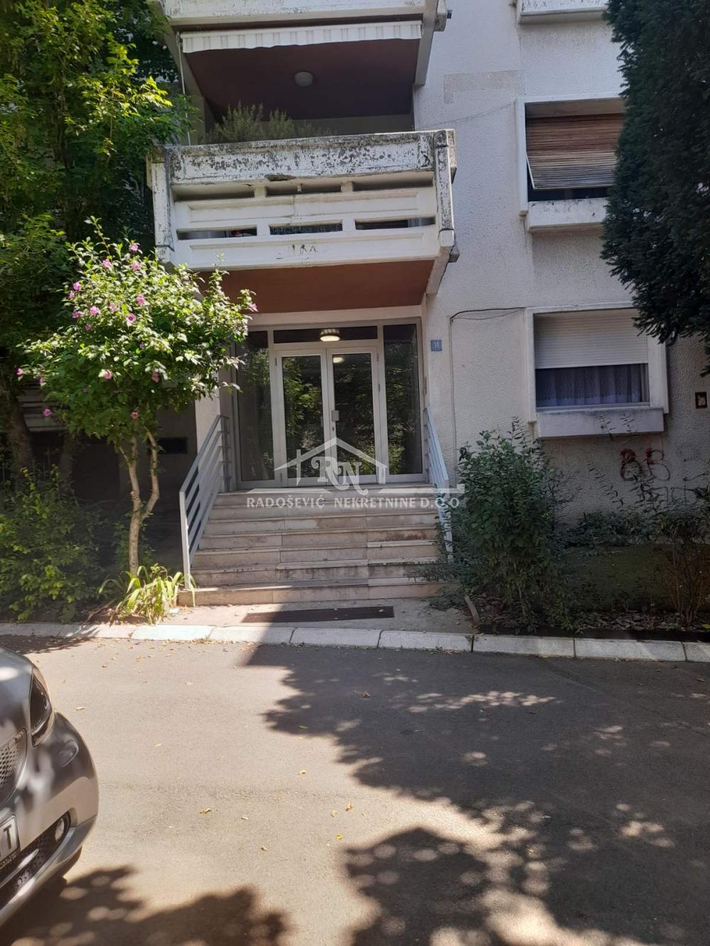 Stan Prodaja Beograd Stan Prodaja Beograd Banovo Brdo 150 m2