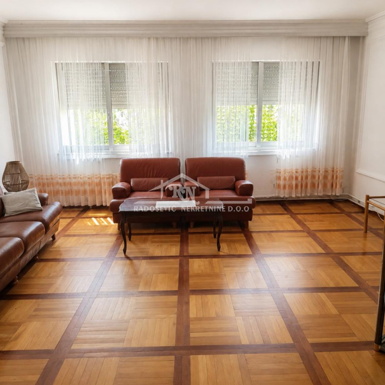 Stan Prodaja Beograd Banovo Brdo 150 m2