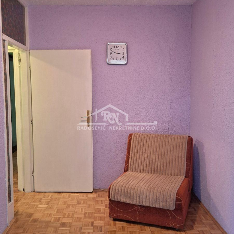 Stan Izdavanje Beograd Labudovo Brdo 41 m2