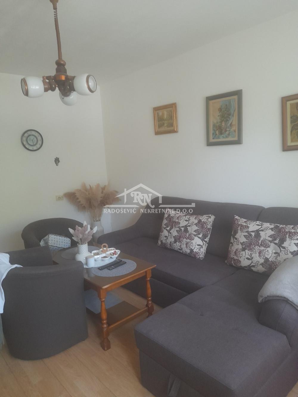 Stan Izdavanje Beograd Banovo Brdo 40 m2