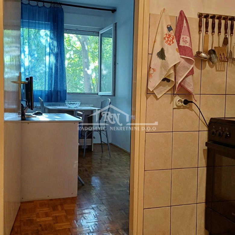 Stan Izdavanje Beograd Banovo Brdo 40 m2