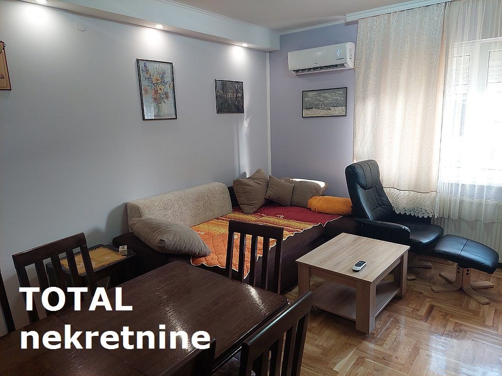 Stan Prodaja Novi Sad  57 m2