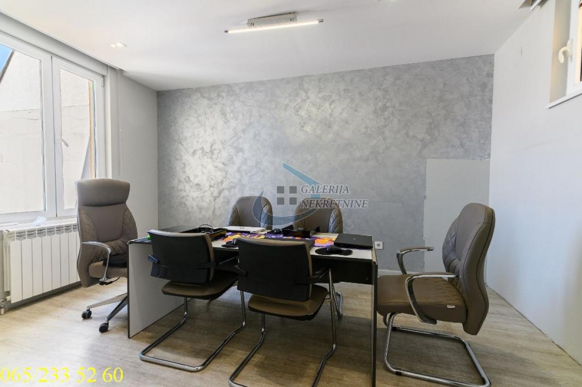 actionimagesite31agencygalerijanekimgbxd0e3bzwq-8 Petosoban stan na prodaju, Đeram Pijaca, Beograd, 118m², 6. sprat, 383.500 €