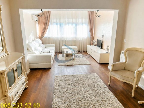 Četvorosoban stan na prodaju, Vojvode Vlahovića Voždovac, Beograd, 105m², 260.000 €