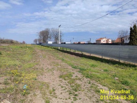 Plac za izdavanje, Surčin, Beograd, 57,6 ari, 1.800 €/mes