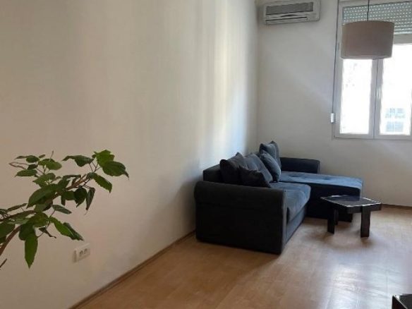 Jednosoban stan za izdavanje, Beograd Centar, Beograd, 47m², 1.000 €/mes