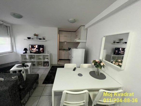 Garsonjera na prodaju, Vrdnik, Irig, 40m², 72.000 €