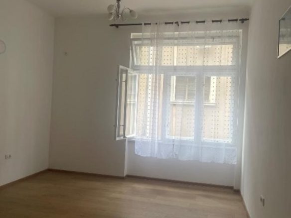 Jednosoban stan za izdavanje, Centar, Beograd, 33m², 750 €/mes