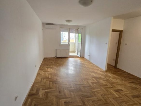 Dvosoban stan na prodaju, Bulevar Patrijarha Pavla, Novi Sad, 53m², 162.500 €