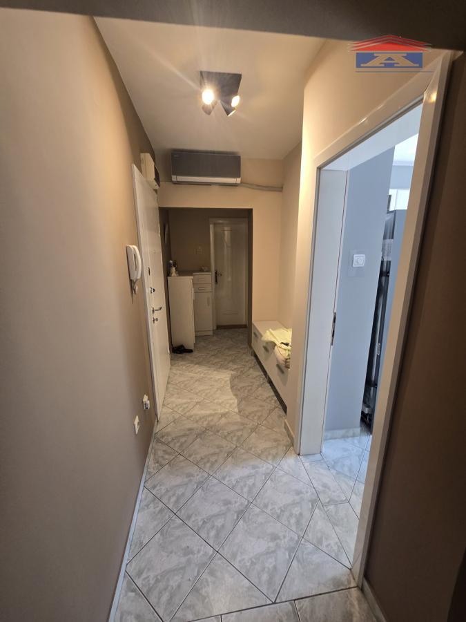 Trosoban stan na prodaju, Grbavica, Novi Sad, 75m², 231.750 €
