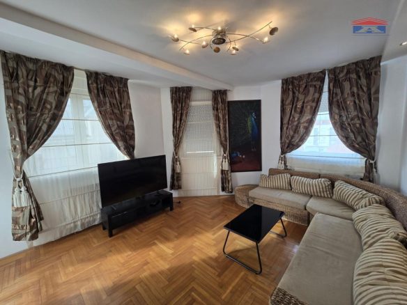 Dvoiposoban stan za izdavanje, Socijalno, Novi Sad, 59m², 750 €/mes