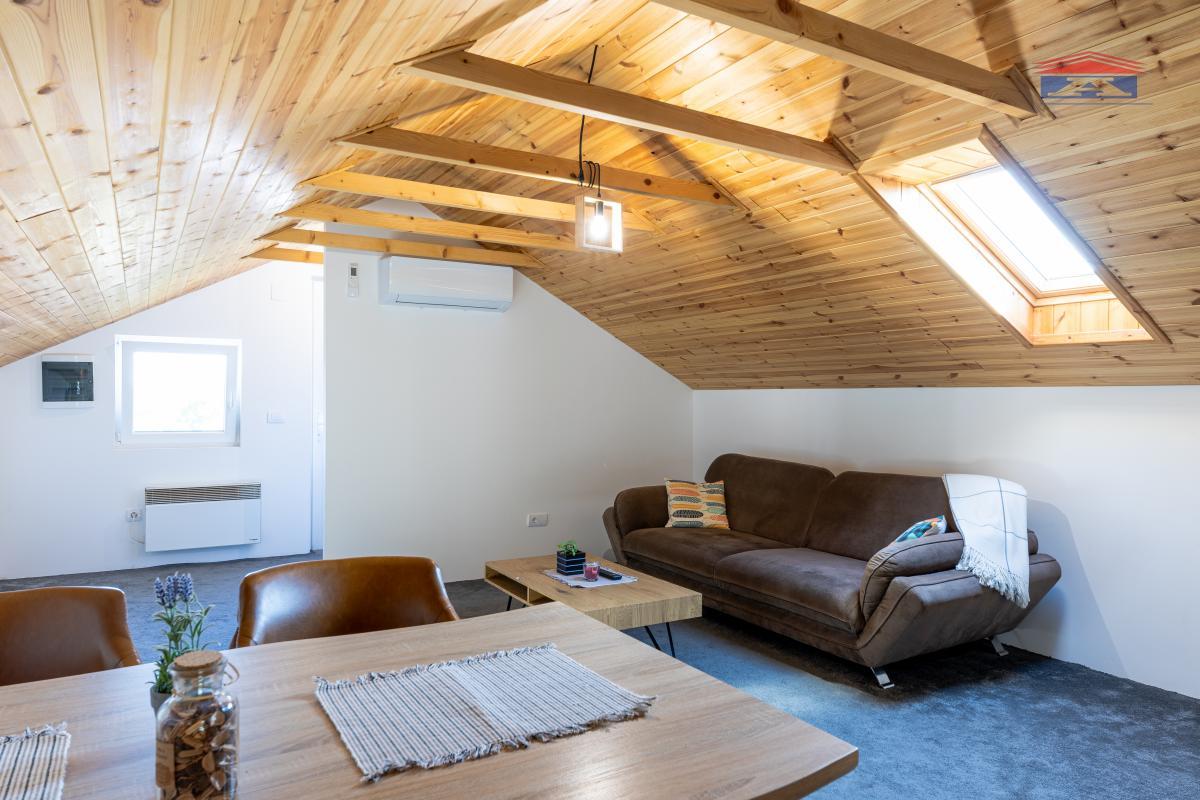 actionimagesite40agencyanekretnineimgwu2zpuzrpg-jvp-1244-hdr Kuća na prodaju, Vrdnik, Irig, 230m², 597.000 €