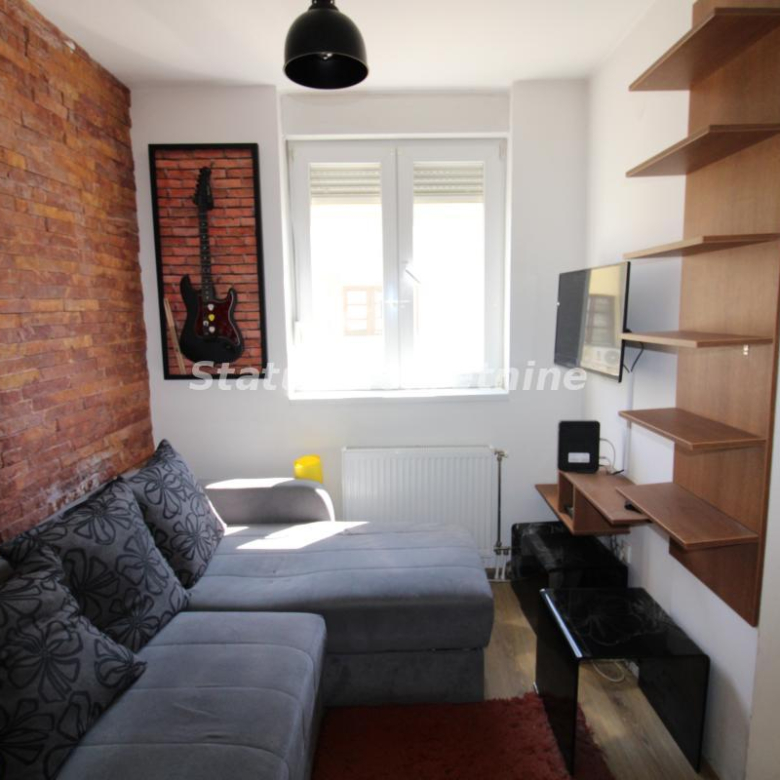 Stan Prodaja Novi Sad  33 m2