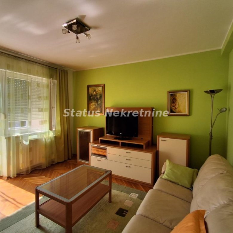 Stan Izdavanje Novi Sad  55 m2