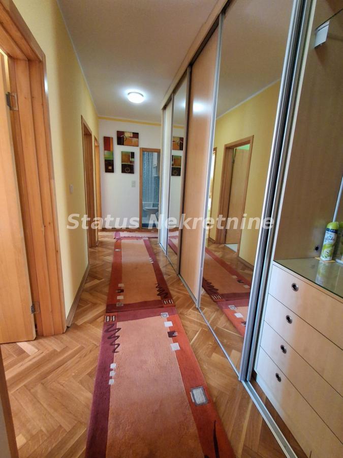 Stan Izdavanje Novi Sad  55 m2
