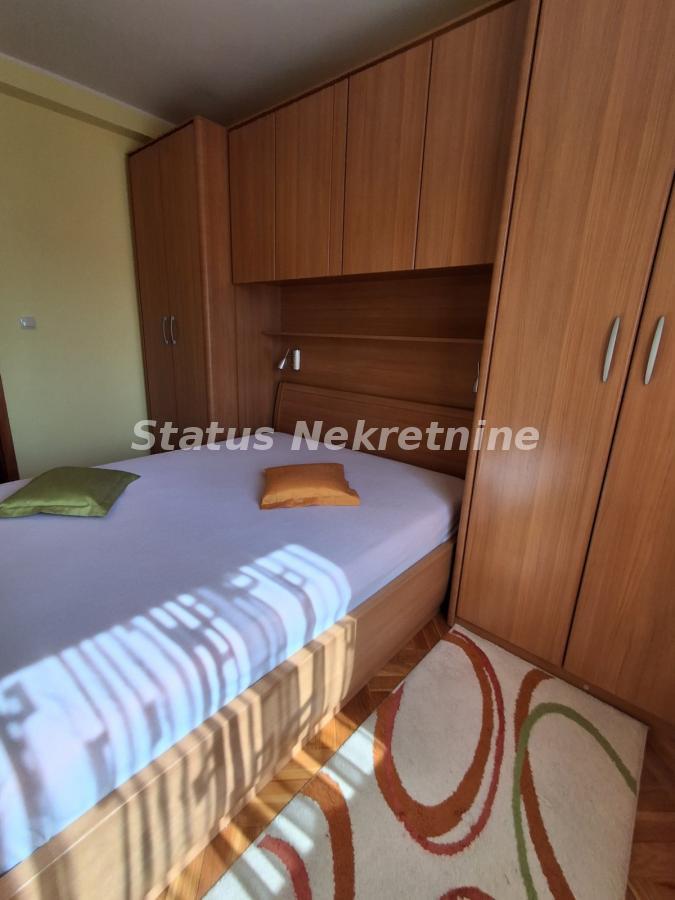 Stan Izdavanje Novi Sad  55 m2