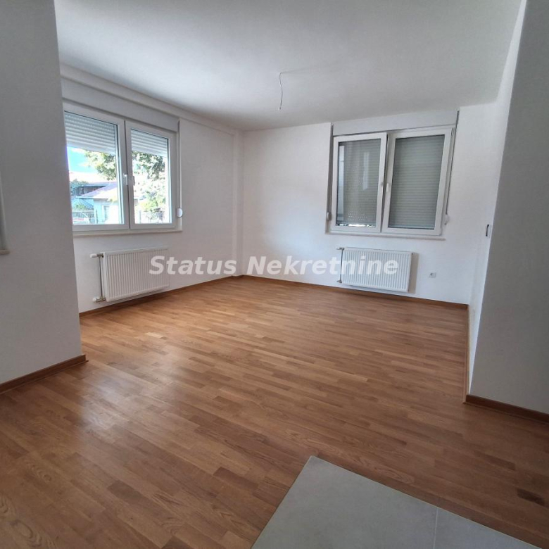Stan Prodaja Novi Sad  40 m2
