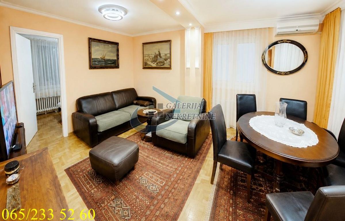 Stan Izdavanje Beograd Blok 61 90 m2