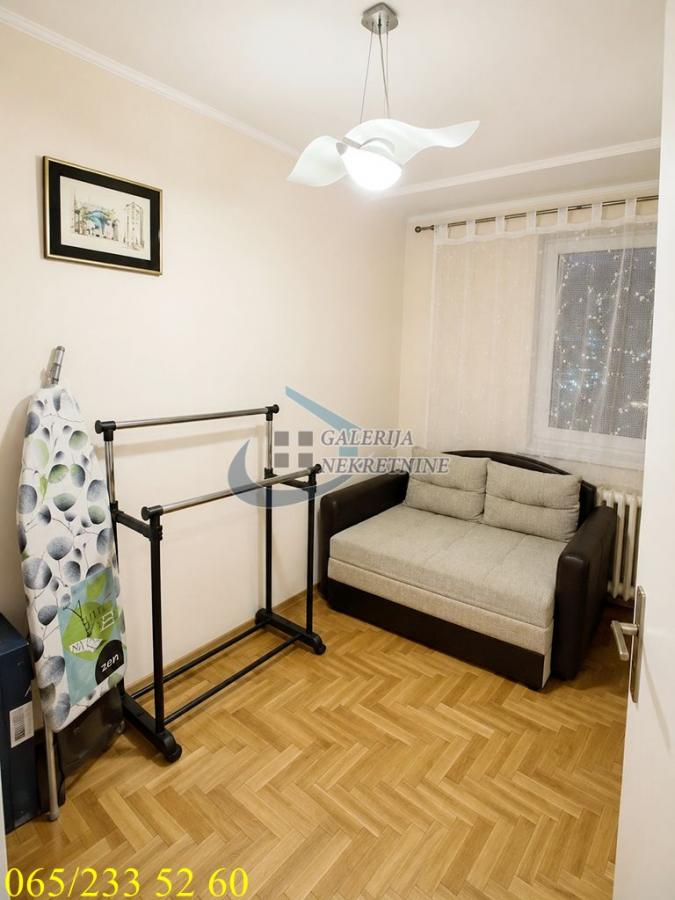 Stan Izdavanje Beograd Blok 61 90 m2