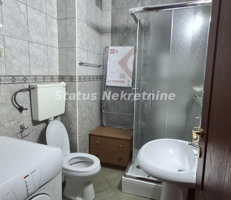 Stan Izdavanje Novi Sad  23 m2