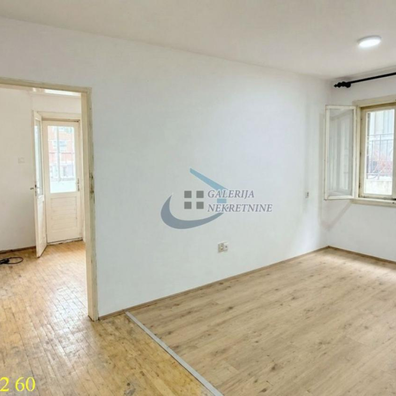 Stan Prodaja Beograd Kanarevo Brdo 38 m2
