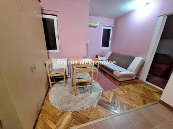 Stan Izdavanje Novi Sad  27 m2