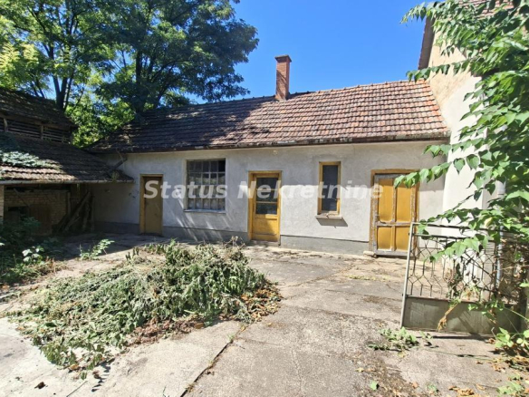 Kuća Prodaja Bečej  381 m2