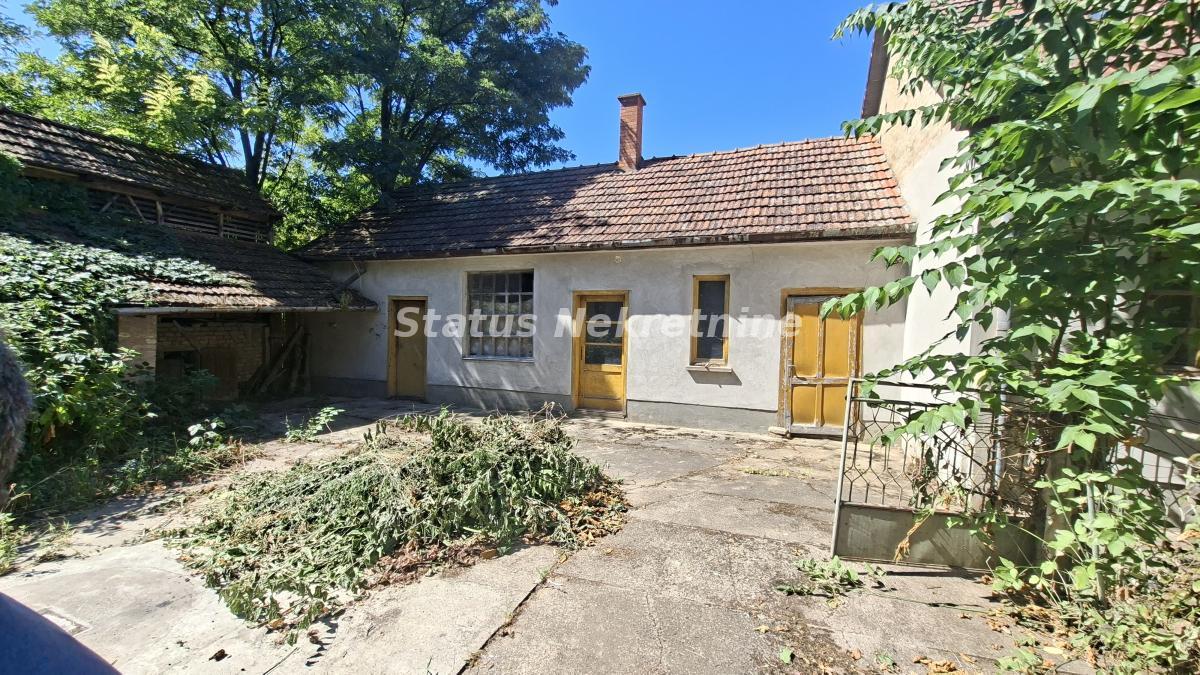 Kuća Prodaja Bečej  381 m2