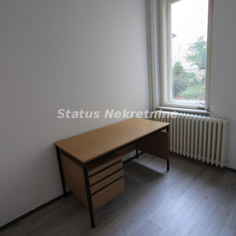 Stan Izdavanje Novi Sad  80 m2