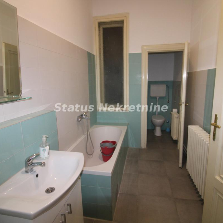 Stan Izdavanje Novi Sad  80 m2