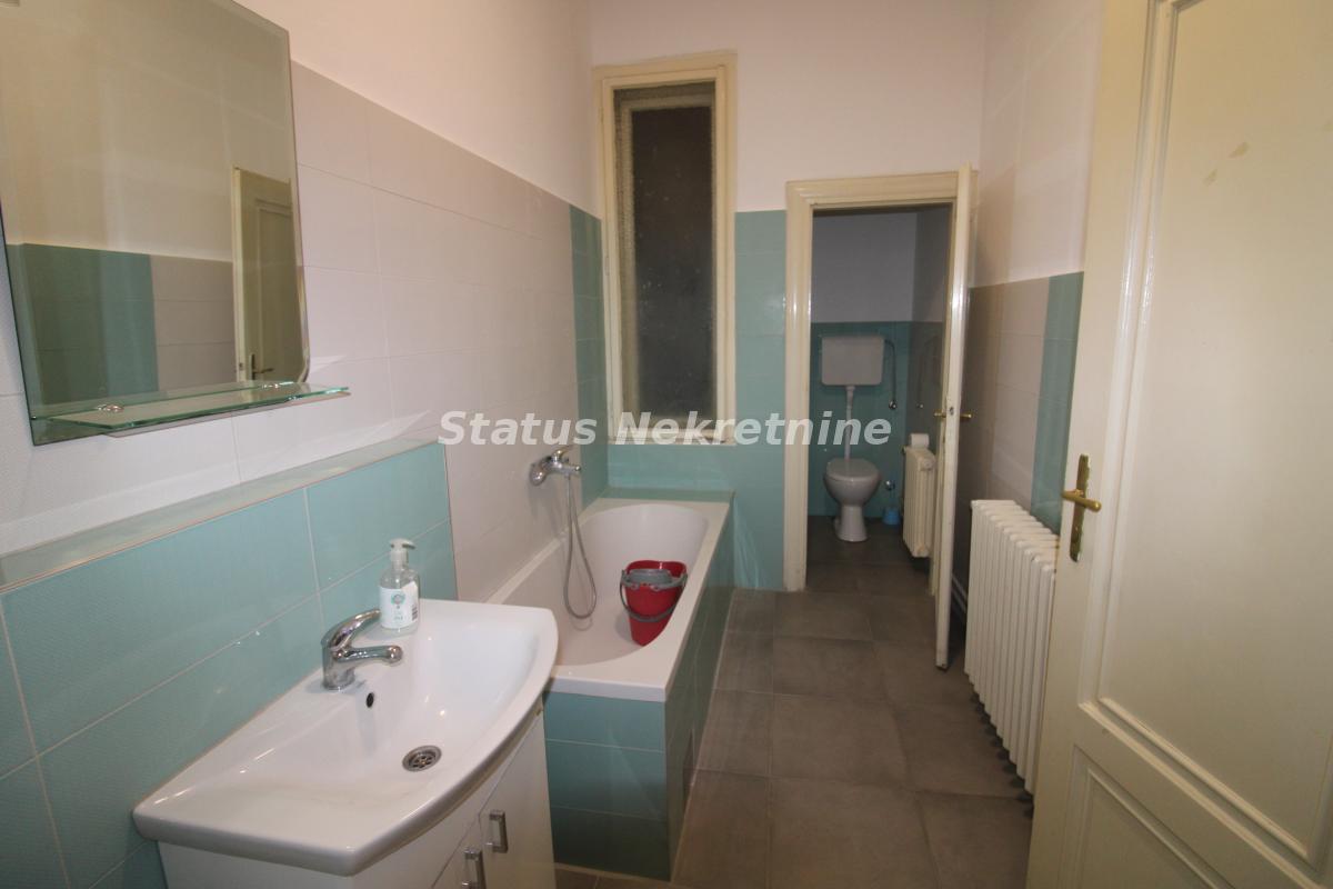 Stan Izdavanje Novi Sad  80 m2