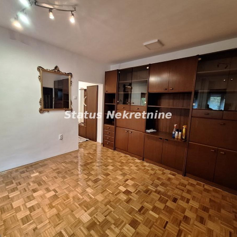 Stan Izdavanje Novi Sad  57 m2