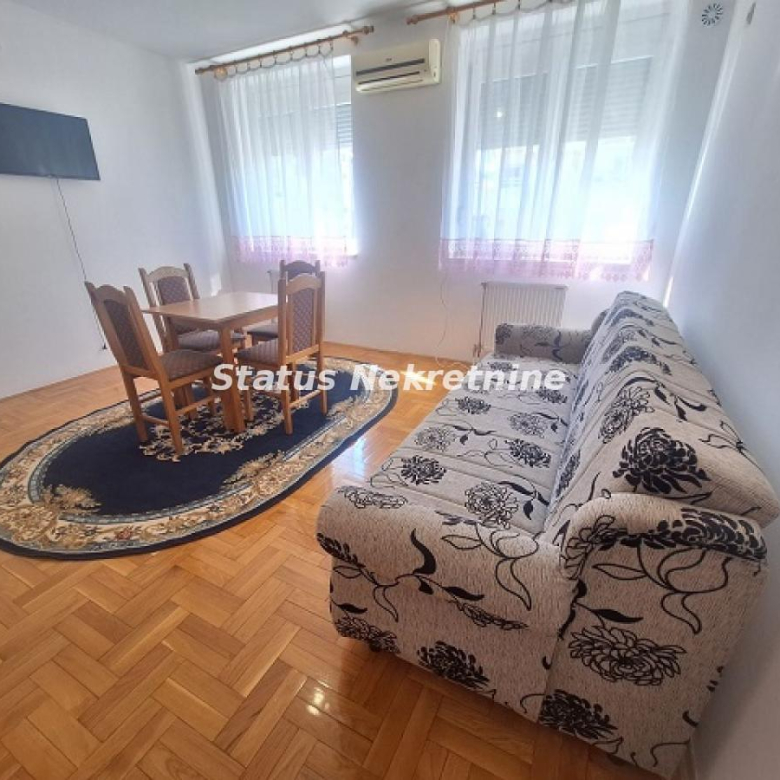 Stan Izdavanje Novi Sad  25 m2