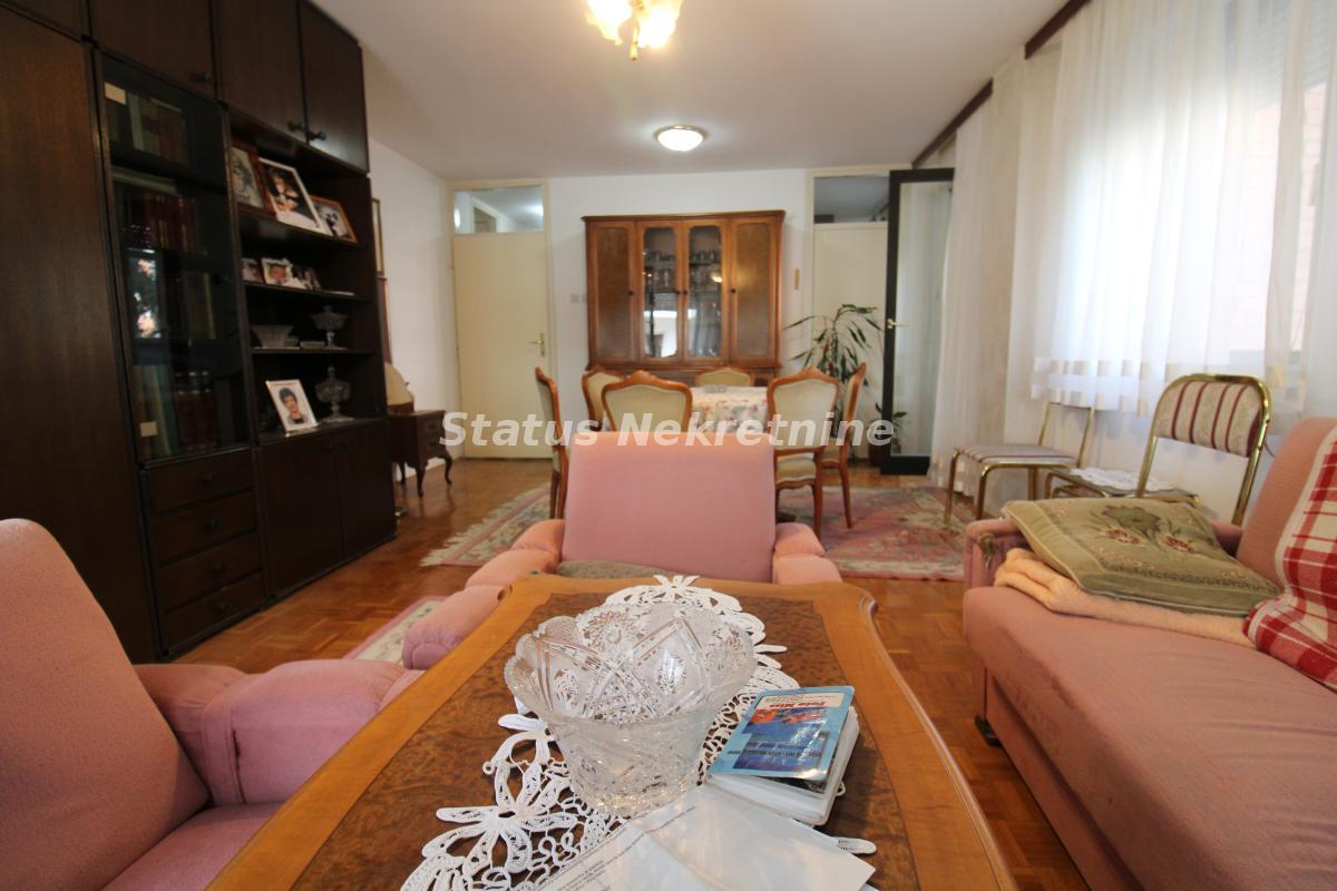 Stan Prodaja Novi Sad  63 m2