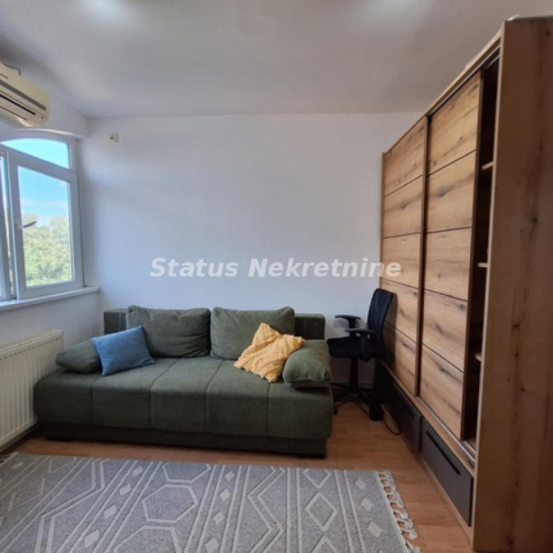 Stan Izdavanje Novi Sad  23 m2