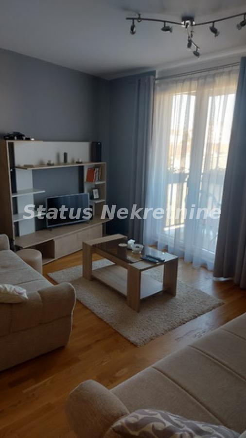 Stan Izdavanje Novi Sad  45 m2