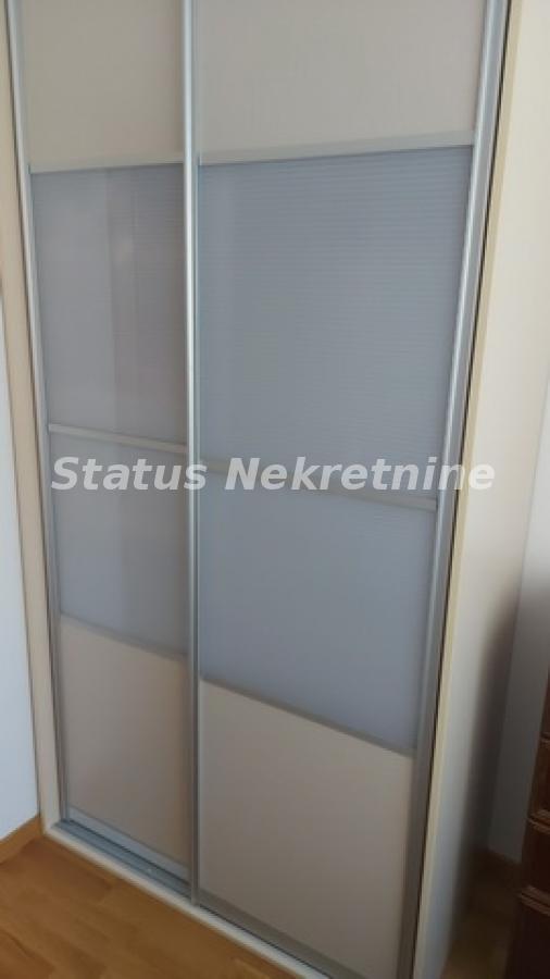 Stan Izdavanje Novi Sad  45 m2