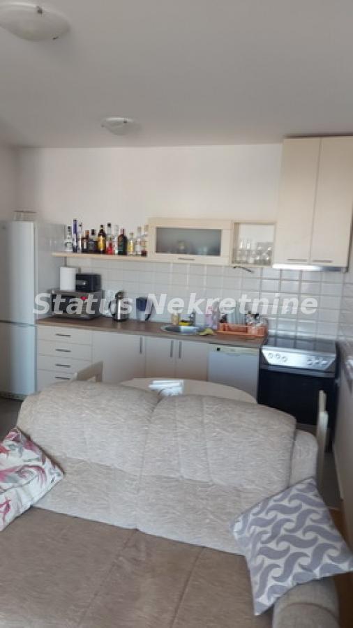 Stan Izdavanje Novi Sad  45 m2