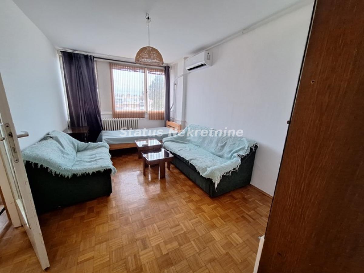 Stan Izdavanje Novi Sad  40 m2