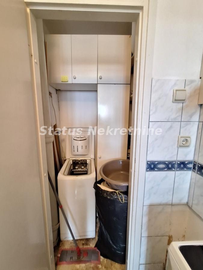Stan Izdavanje Novi Sad  40 m2