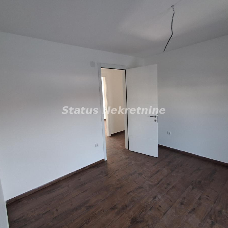Stan Izdavanje Novi Sad  152 m2