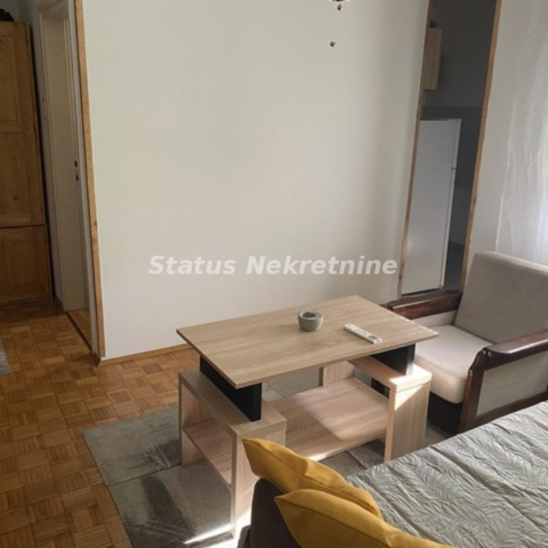 Stan Izdavanje Novi Sad  32 m2