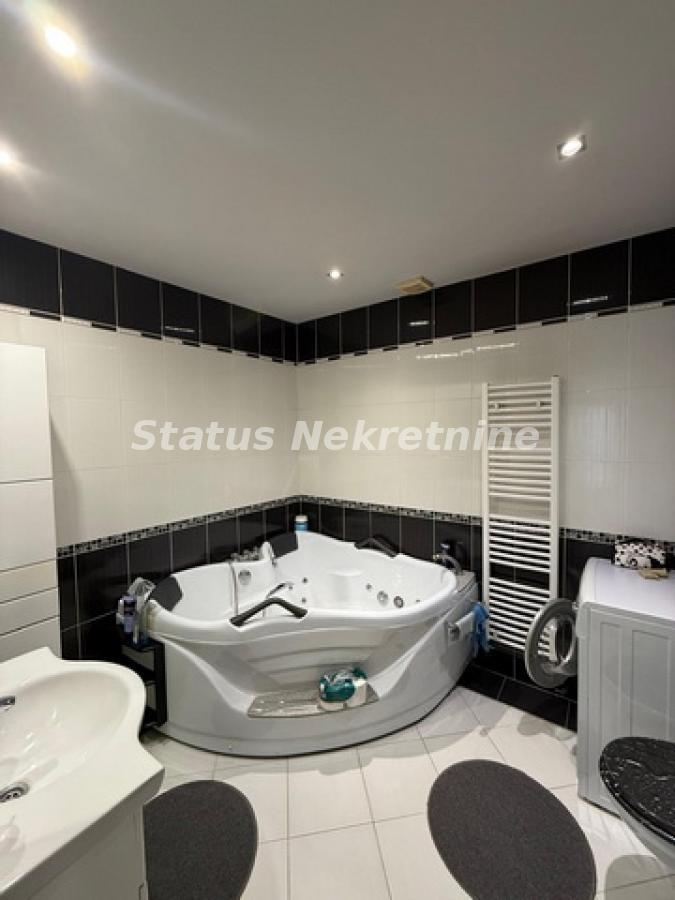 Kuća Izdavanje Novi Sad  150 m2