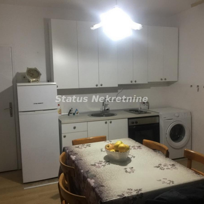 Stan Izdavanje Novi Sad  89 m2