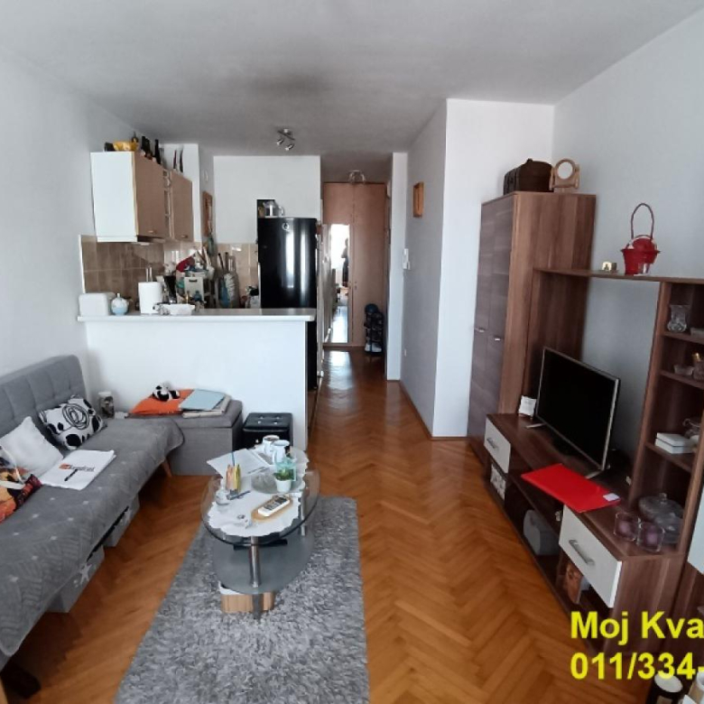 Stan Prodaja Beograd Stara Karaburma 30 m2