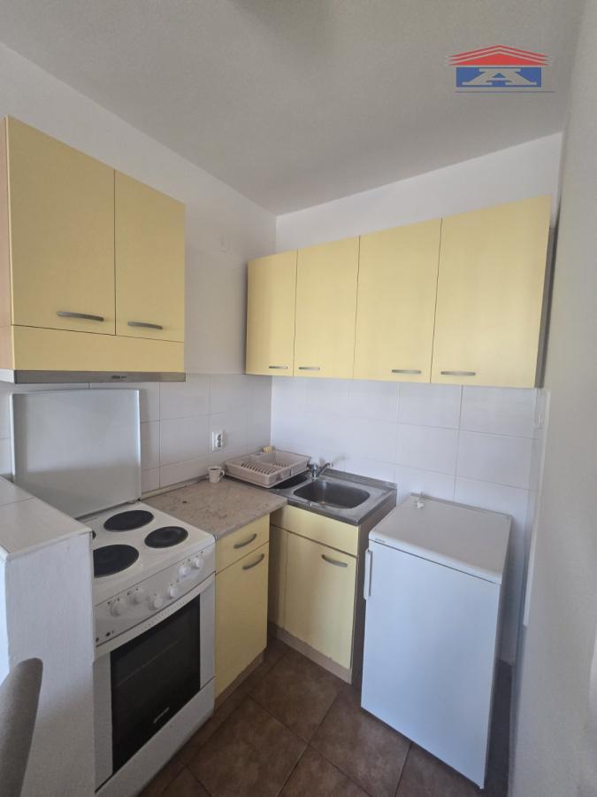 Stan Izdavanje Novi Sad  35 m2