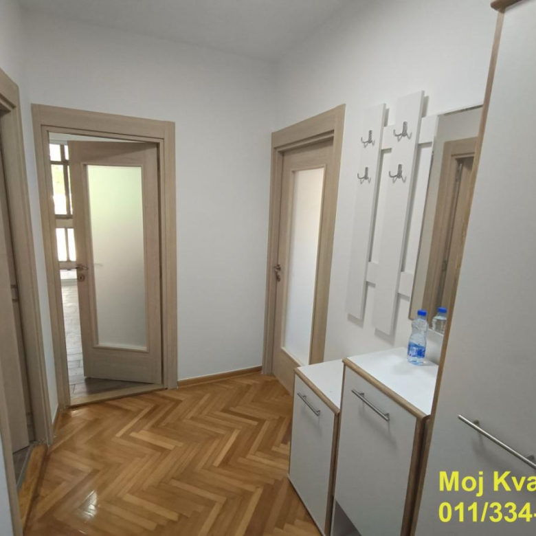 Stan Prodaja Beograd Karaburma 55 m2