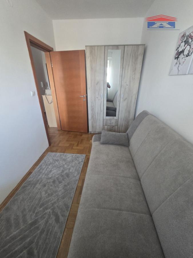 Stan Izdavanje Novi Sad  35 m2