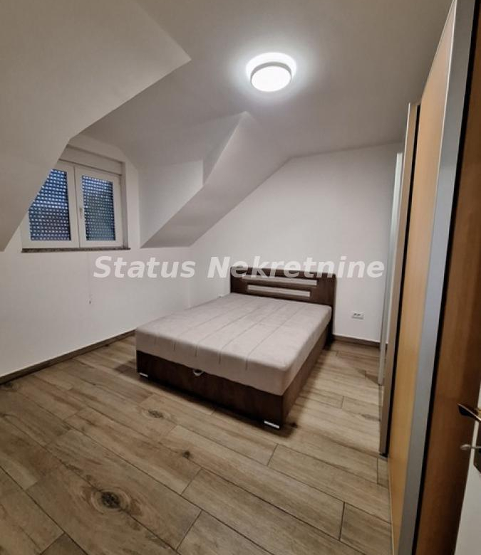 Stan Izdavanje Novi Sad  70 m2